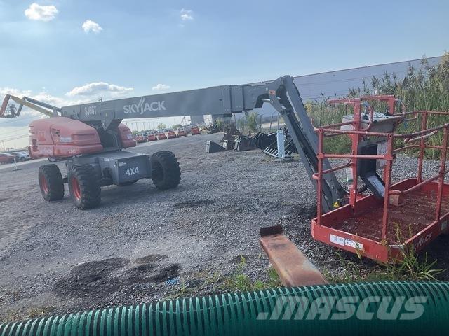SkyJack SJ66T Telescoophoogwerkers