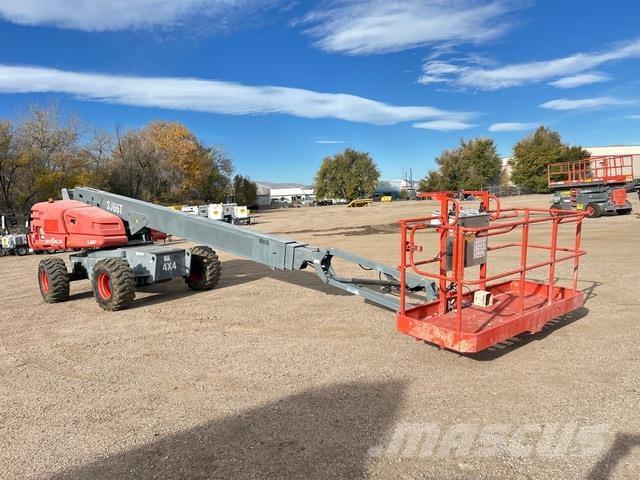 SkyJack SJ66T Telescoophoogwerkers