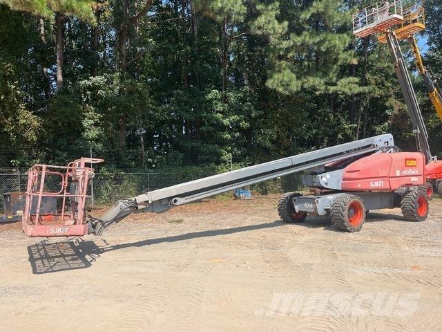 SkyJack SJ82T Telescoophoogwerkers