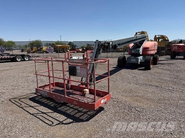 SkyJack SJ86T Telescoophoogwerkers