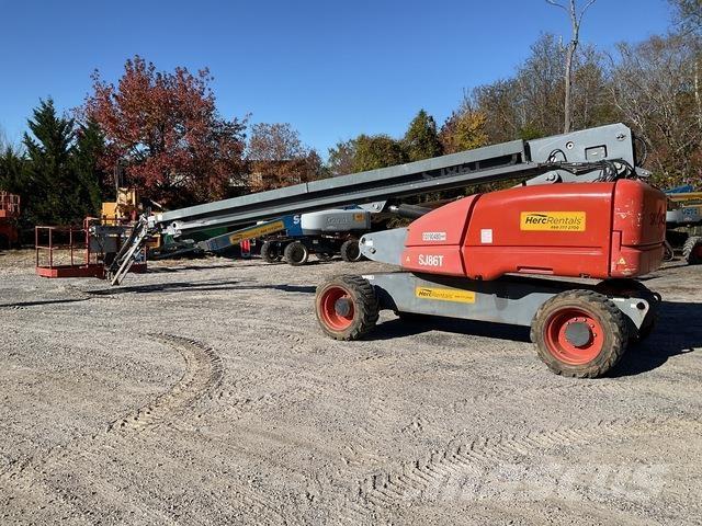 SkyJack SJ86T Telescoophoogwerkers