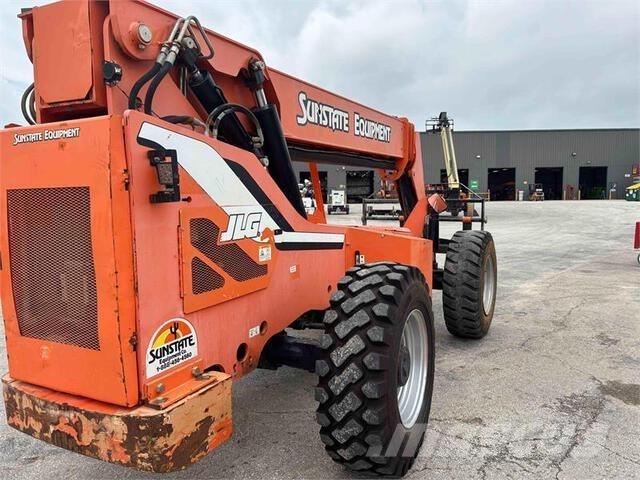 SkyTrak 8042 Verreikers