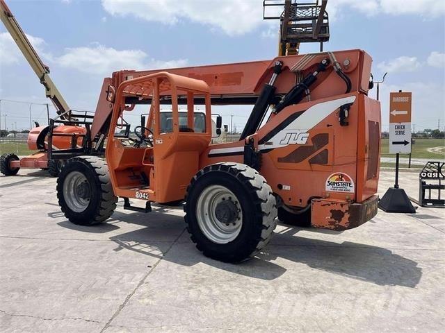 SkyTrak 8042 Verreikers