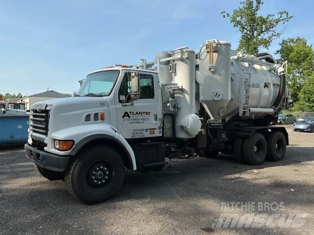 Sterling L9500 Rupsgraafmachines