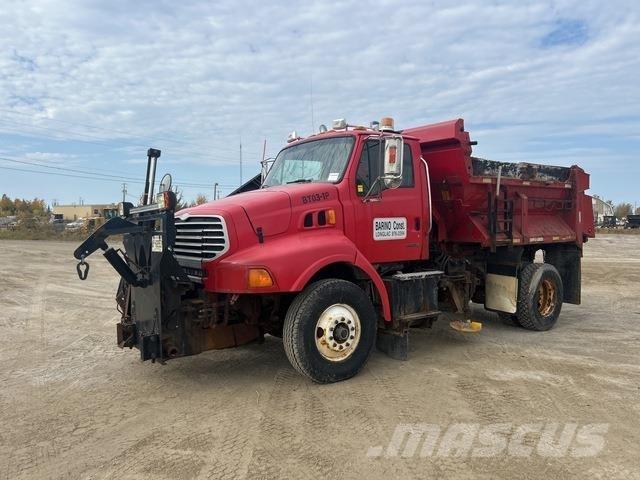 Sterling L9500 Sneeuwschuivers en -ploegen