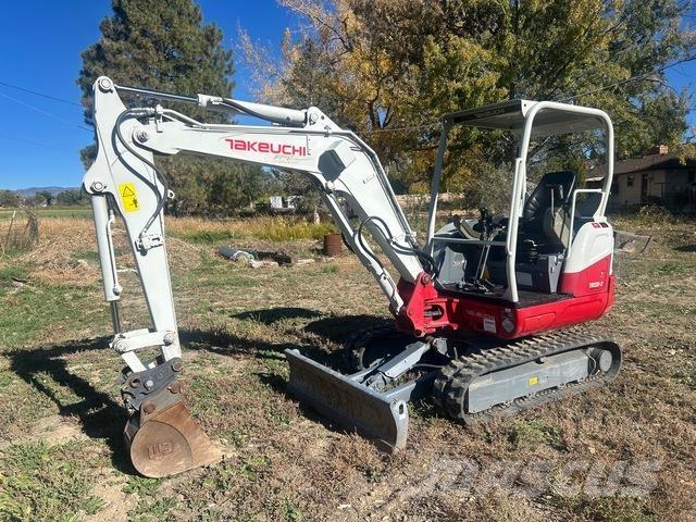 Takeuchi TB235 Rupsgraafmachines