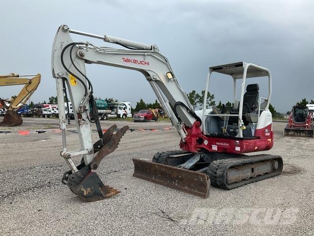 Takeuchi TB260 Rupsgraafmachines