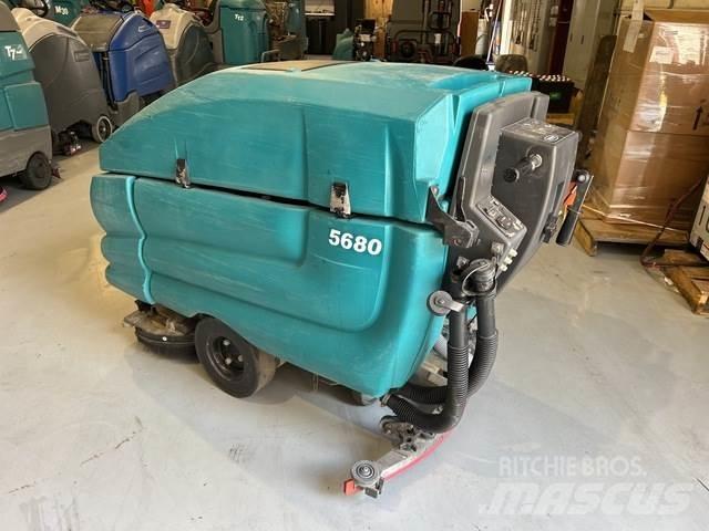 Tennant 5680 Schrobzuigmachines