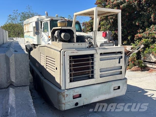 Tennant 800 Veegmachines voor binnen