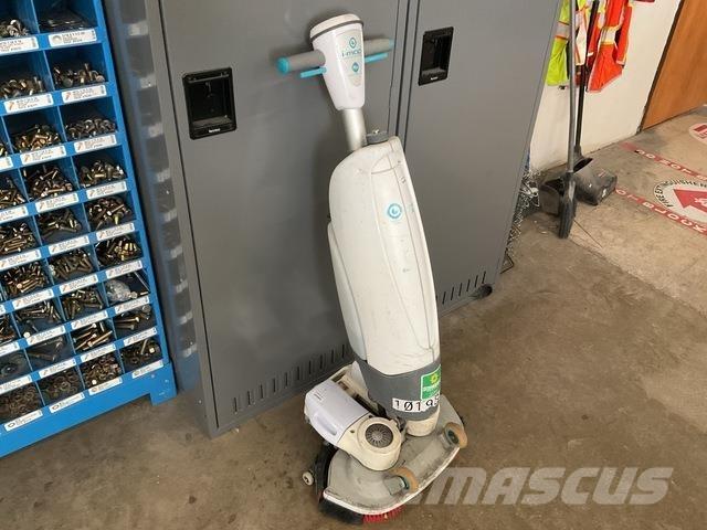 Tennant IMOPXL Schrobzuigmachines
