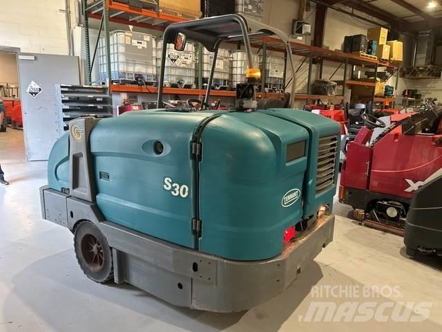 Tennant S30 Schrobzuigmachines