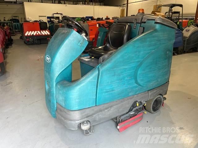 Tennant T16 Schrobzuigmachines