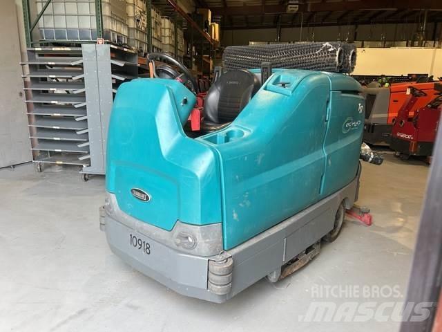 Tennant T17 Schrobzuigmachines