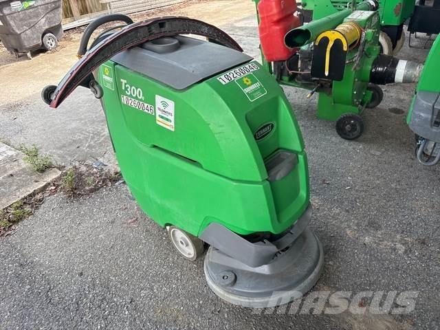 Tennant T300E Schrobzuigmachines
