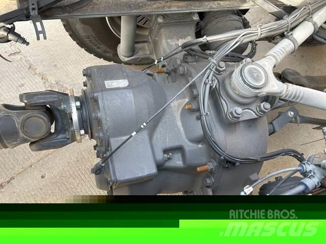 Terex FM420 Vlakke laadvloer met kraan
