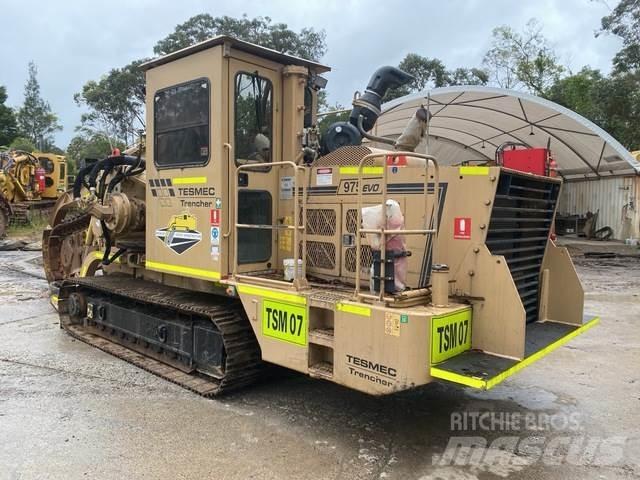 Tesmec 975 EVO Sleuvengravers