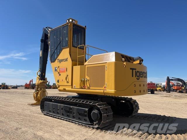 Tigercat 875E Boomstamladers