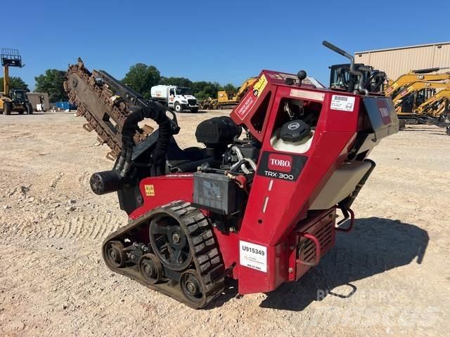 Toro TRX-300 Sleuvengravers