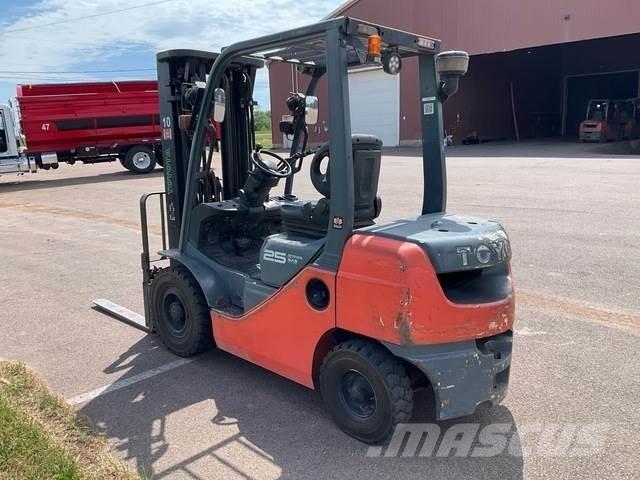 Toyota 8FDU25 Heftrucks overige