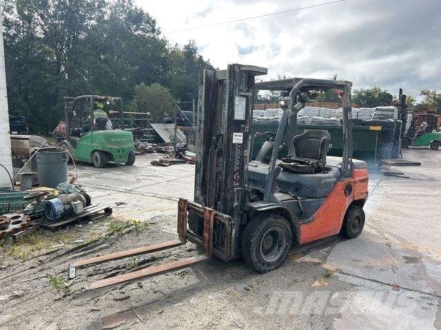 Toyota 8FDU25 Heftrucks overige