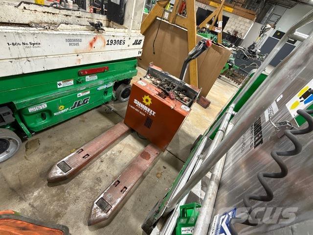 Toyota 8HBW23 Steekwagentje