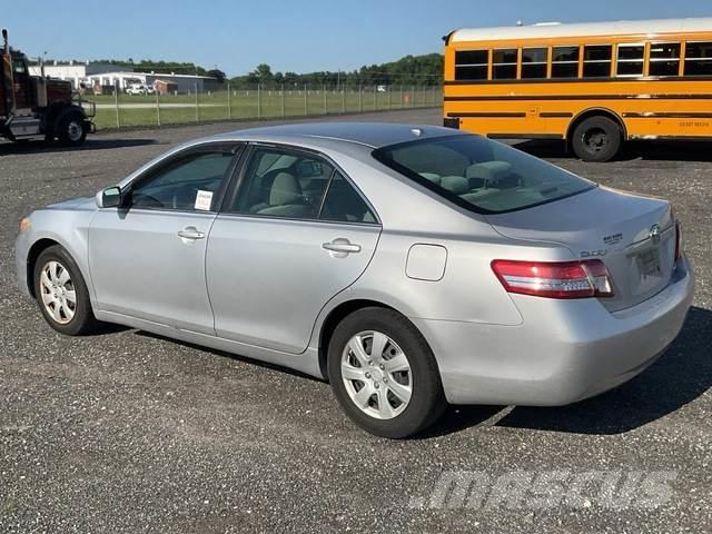 Toyota Camry Auto's