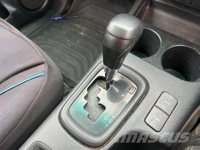 Toyota HiLux Anders
