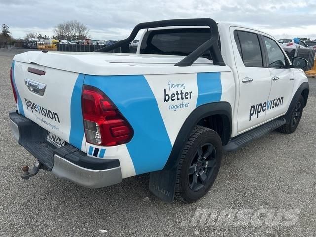 Toyota HiLux Anders
