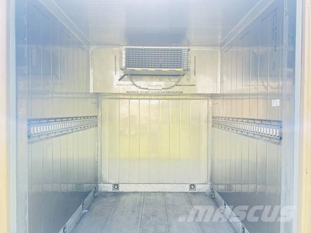  Tricon Opslag containers