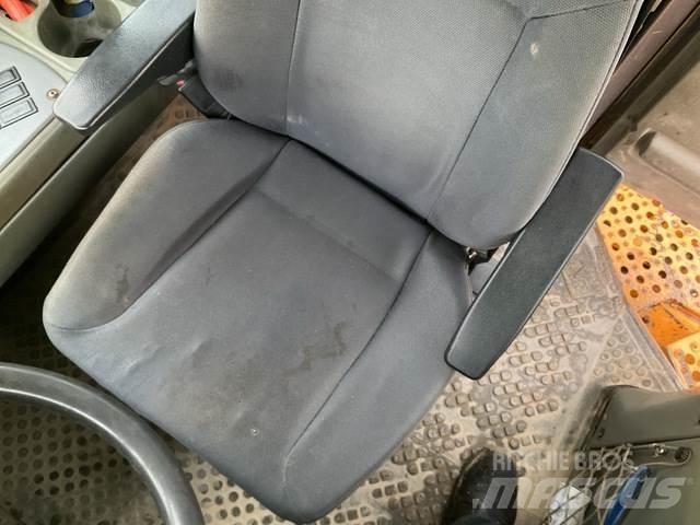 Volvo A30D Knik dumptrucks