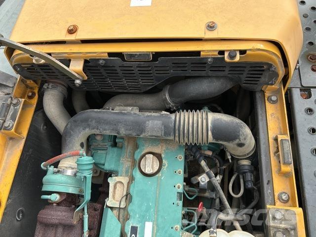 Volvo EC220DL Rupsgraafmachines