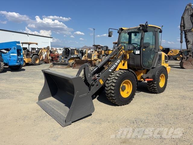 Volvo JL20H Wielladers