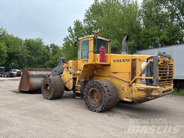 Volvo L220E Wielladers