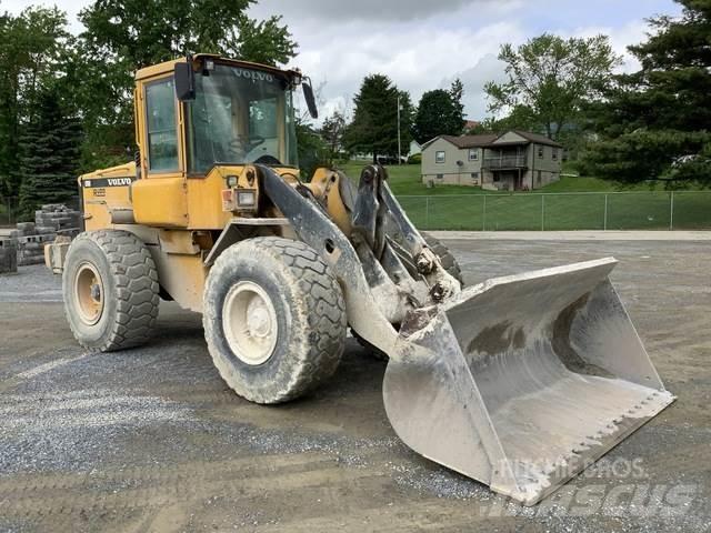 Volvo L70D Wielladers