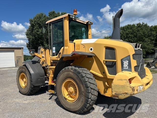 Volvo L90G Wielladers