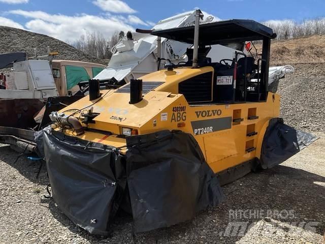 Volvo PT240R Bandenwalsen