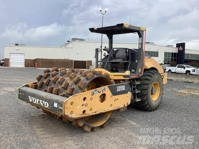 Volvo SD115B Trilrolwalsen
