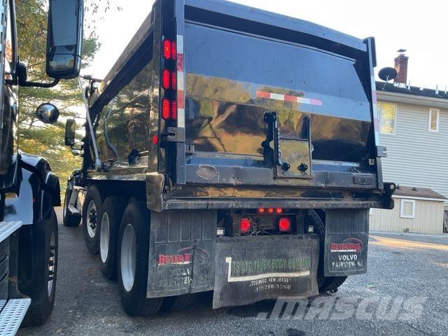 Volvo VHD Kipper