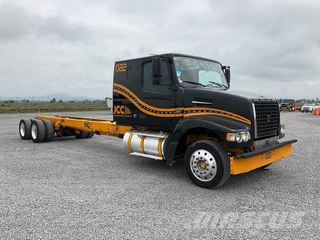 Volvo VHD64F Cabine en interieur