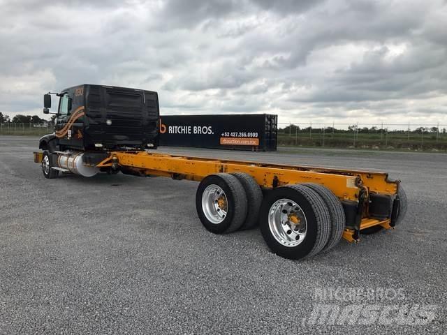 Volvo VHD64F Cabine en interieur