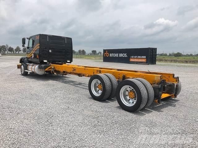 Volvo VHD64F Cabine en interieur