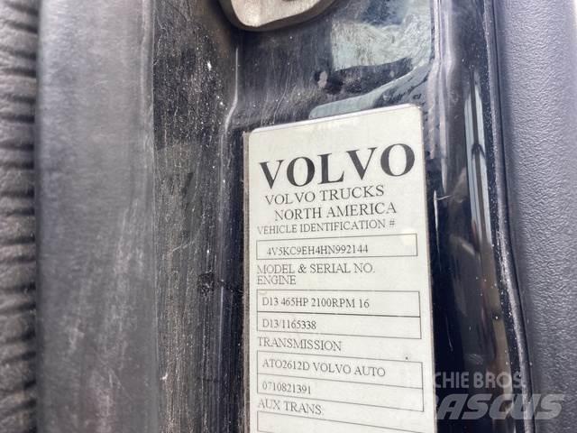 Volvo VHD64F Cabine en interieur