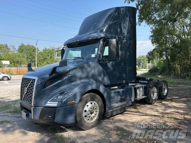 Volvo VNL Trekkers