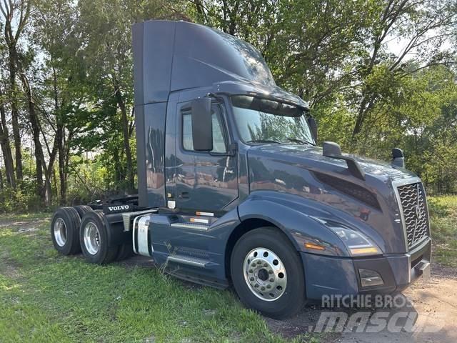 Volvo VNL Trekkers