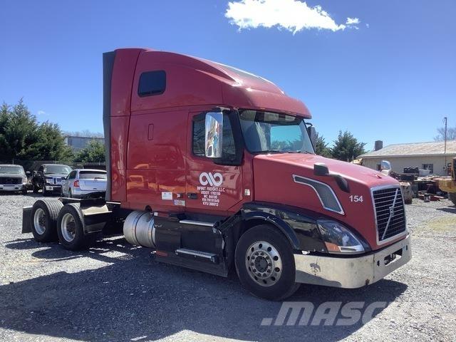 Volvo VNL Trekkers