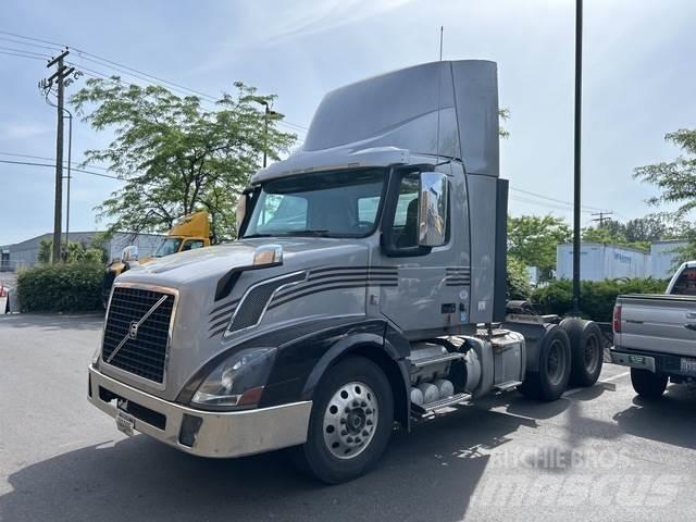 Volvo VNL Trekkers