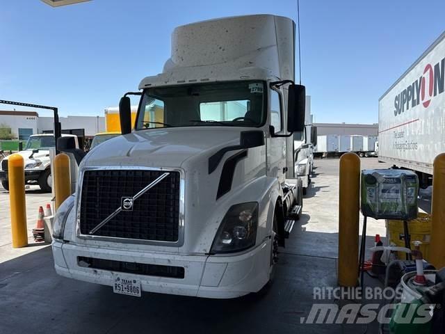 Volvo VNL Trekkers