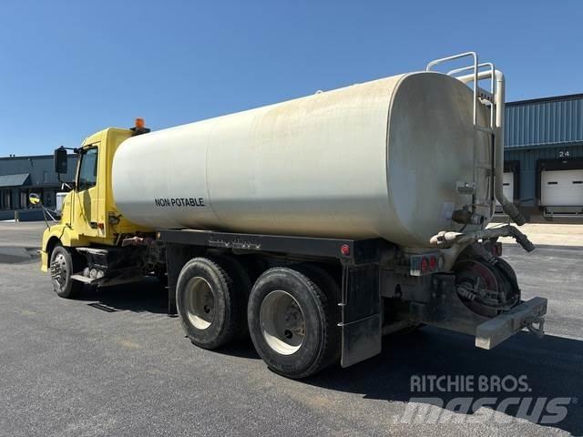 Volvo VNL Water tankwagens