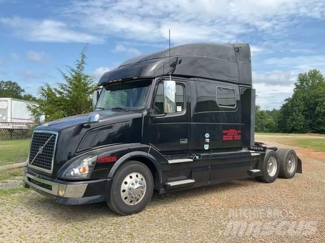 Volvo VNL Trekkers