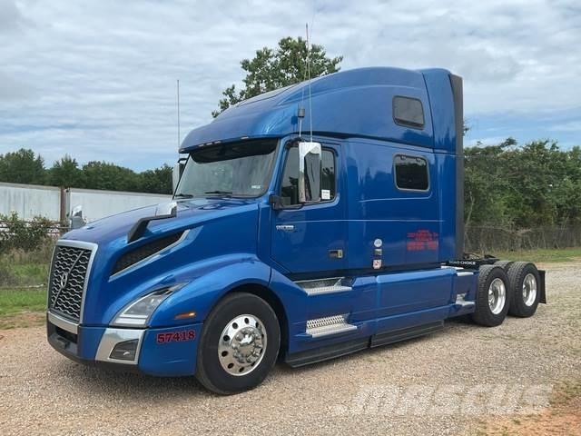 Volvo VNL Trekkers